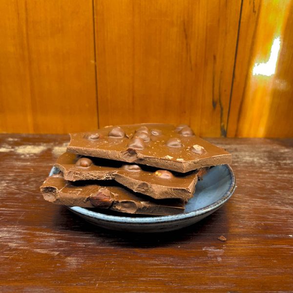 Quebradinho Ao Leite com Avelã - Chocolate do Rei